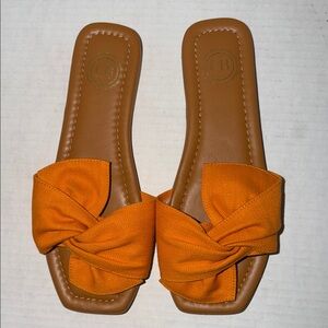 Camilla Benedetti Designs
Sorrento Flat Orange